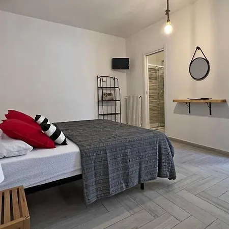 Loft In The Centre Of I
